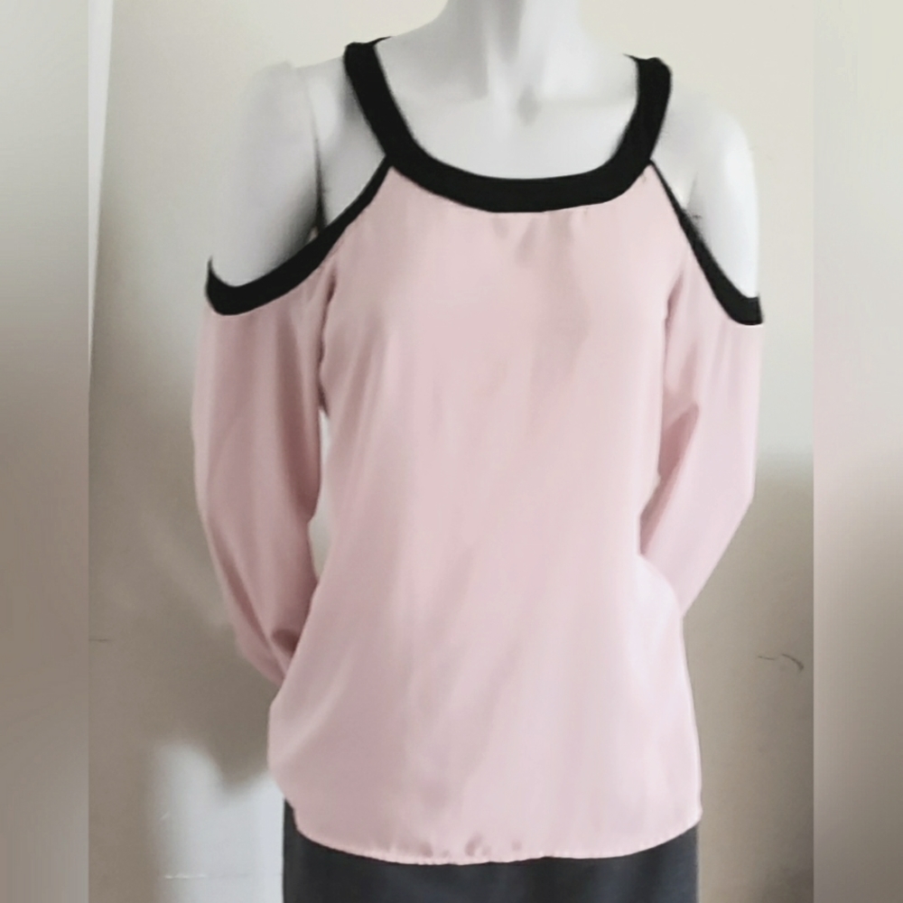 Socialite draped sleeve cold-shoulder top